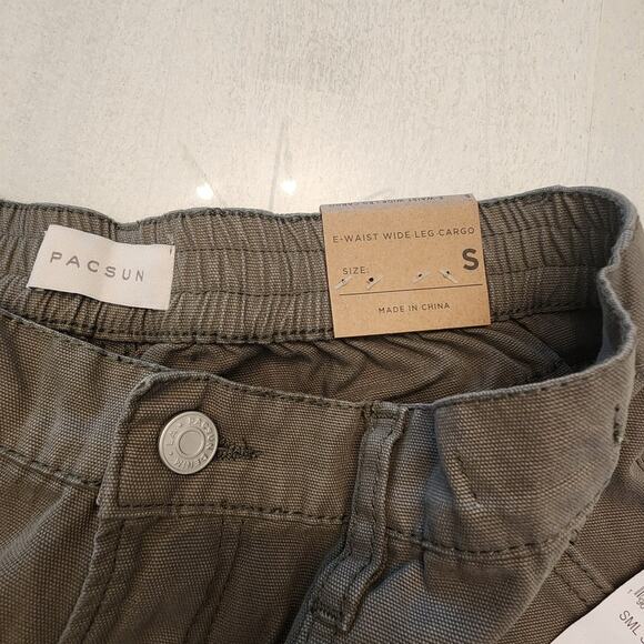 NWT PacSun Women's E-Waist Wide Leg Cargo Pants SZ Small Baggy - Picture 4 of 8